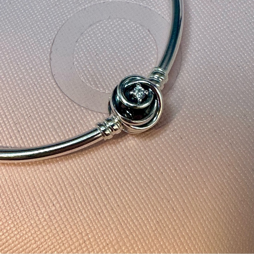 Brand New Pandora Bangle | 8.3'| includes BONUS Pink Travel Jewelry Box! - Picture 7 of 12